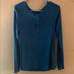 ✨blue long sleeve shirt✨